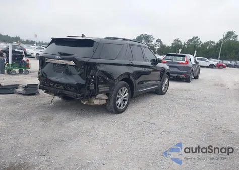 2022 Ford Explorer Xlt z USA, uszkodzony, nr VIN 1FMSK7DH5NGA83656